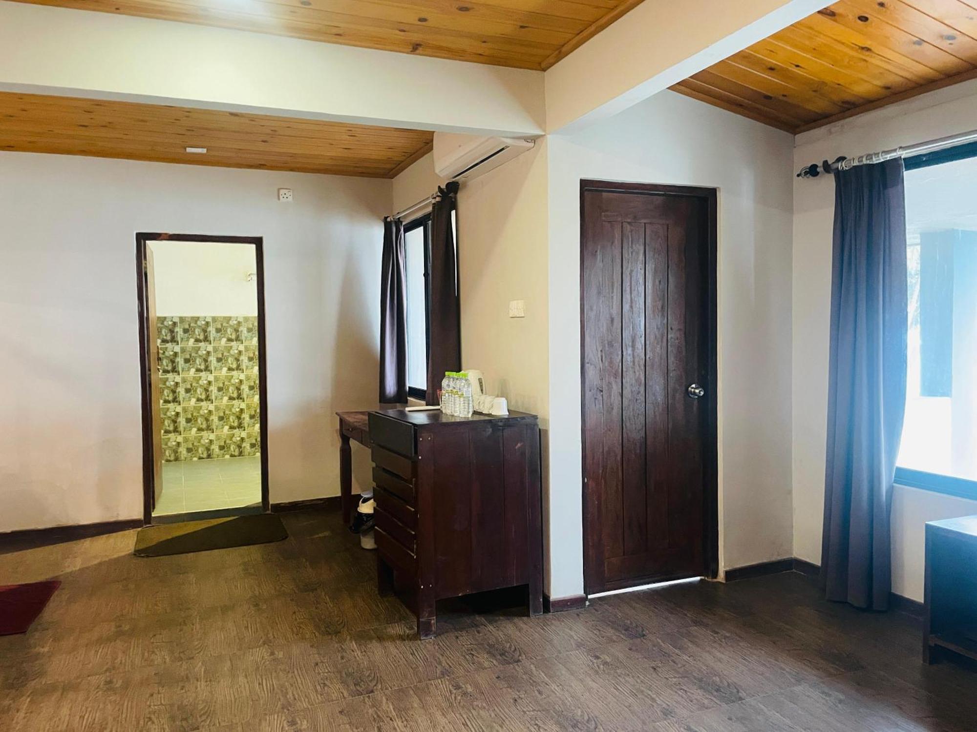 Suncoast Beach Hotel Mirissa Εξωτερικό φωτογραφία
